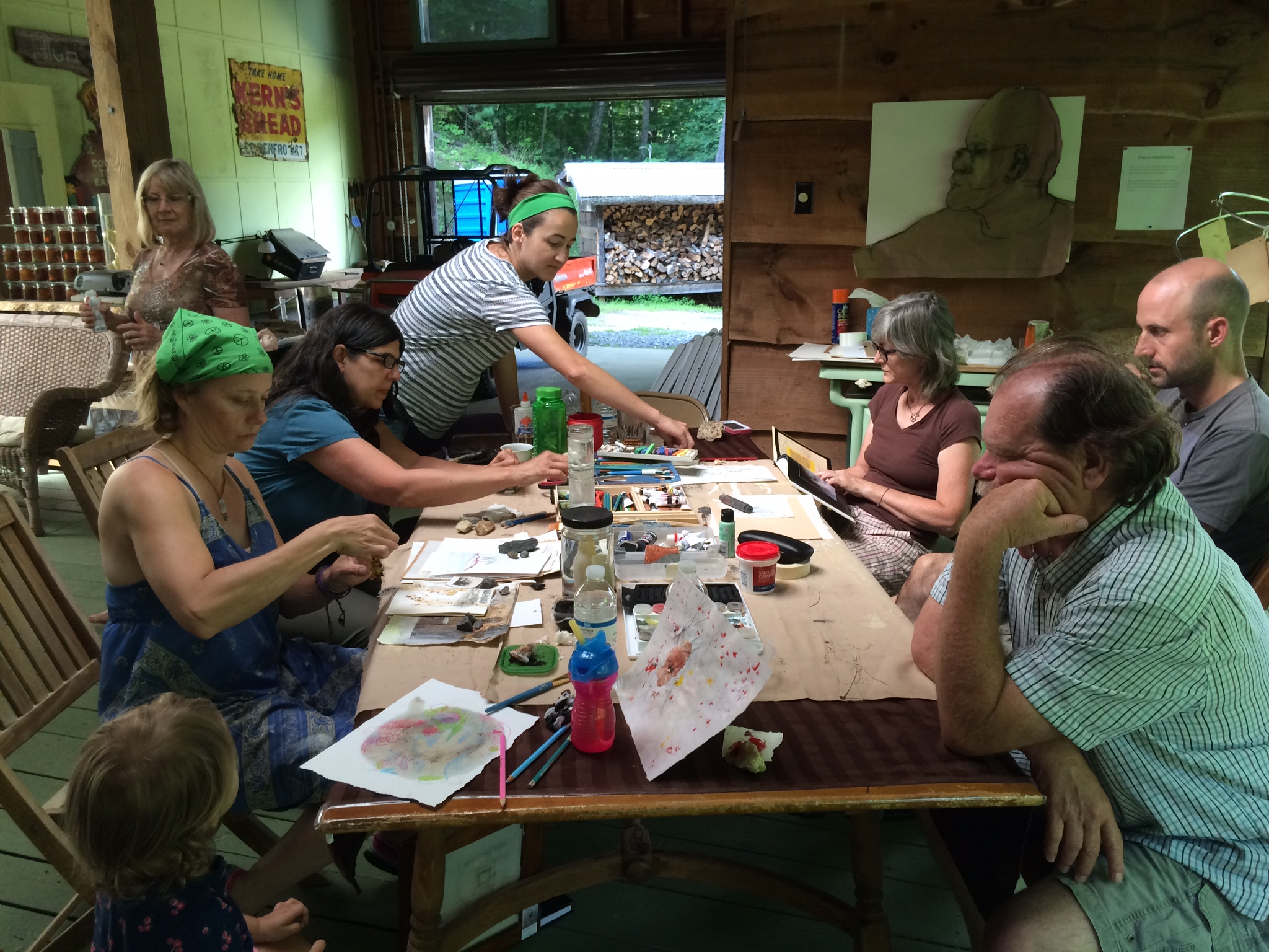 Tracy was a mentor to both Konnie Sales and Collen Comer, who were artists-in-residence at High Cove. Konnie leads the group in an art collaboration. http://www.connieksalesart.com/home#.VpCGNE9G88U AND  http://www.c-comer.com/index.html